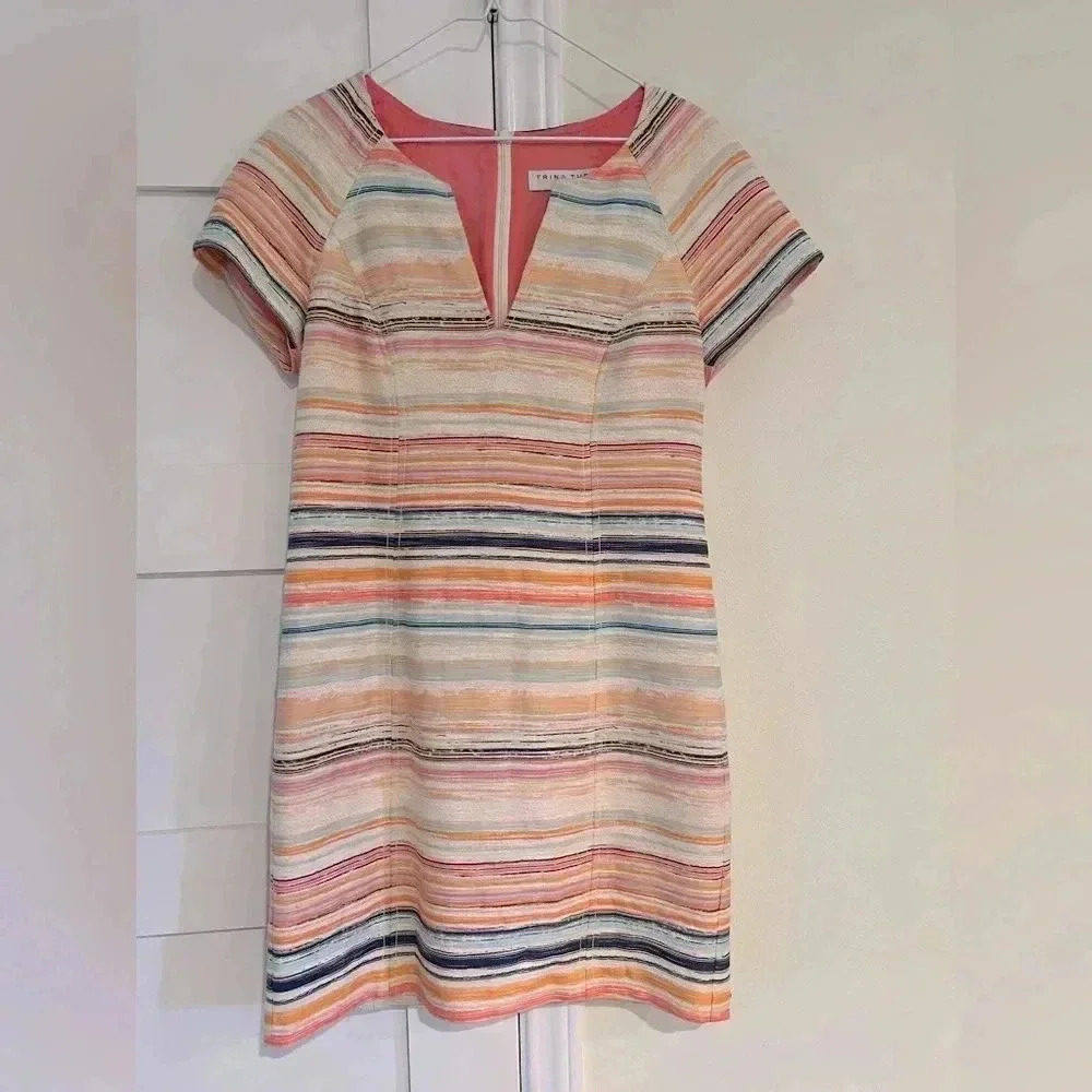 Trina Turk Pink Blue Multicolor V Neck Short Sleeve A Line Dress Size 6 NWOT